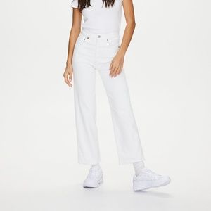 Levis's Ribcage Straight Ankle Jeans in White | Size 25